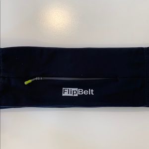 Flipbelt zipper